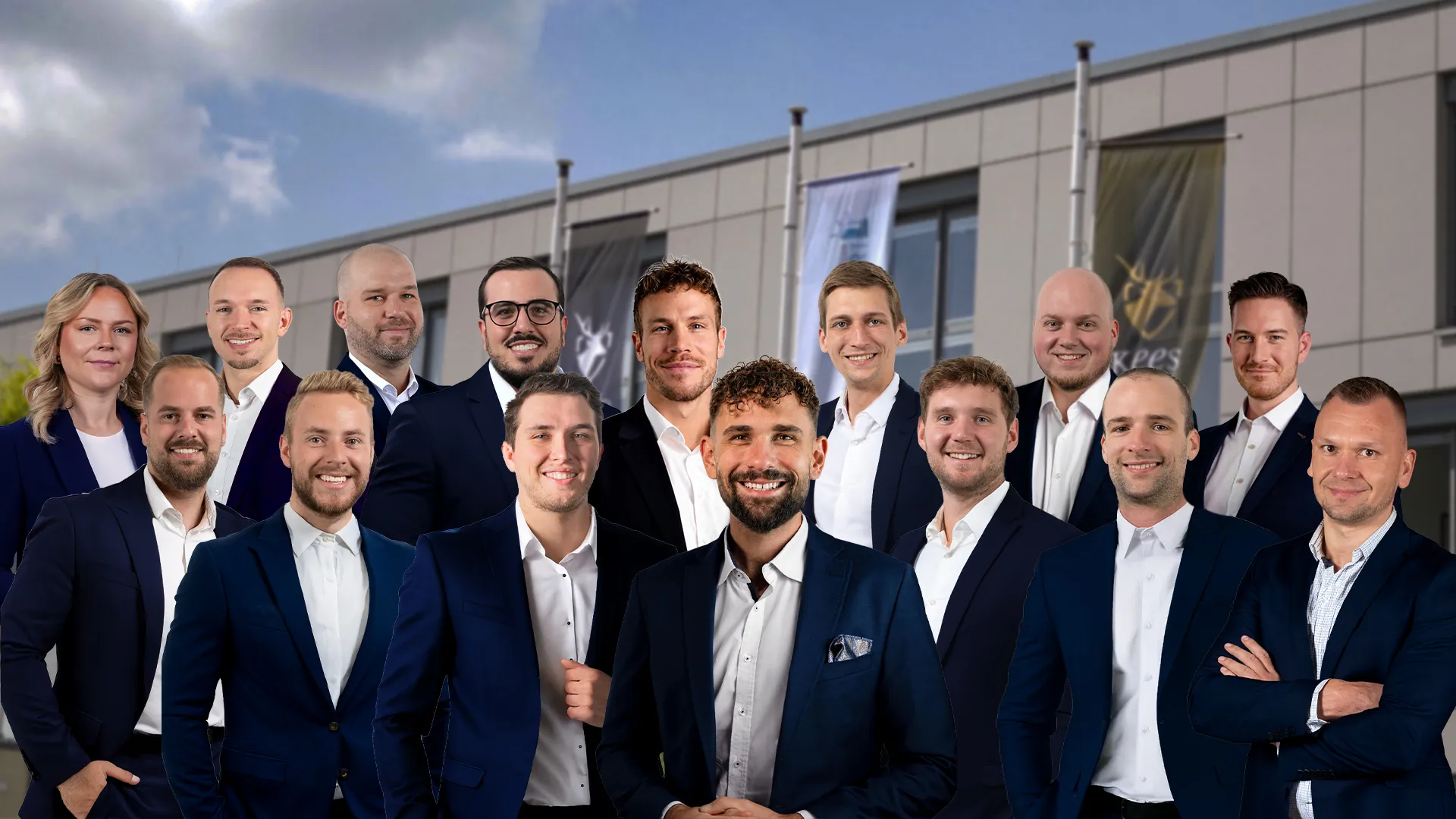Das Team von Eisfeld Consulting vor dem Bürogebäude in Braunschweig